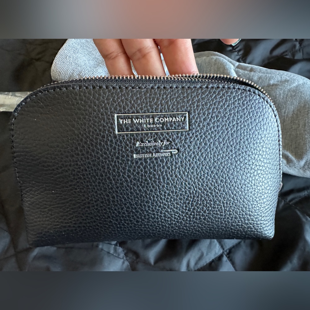 THE WHITE‎ COMPANY for BRITISH AIRWAYS black leather toiletry pouch